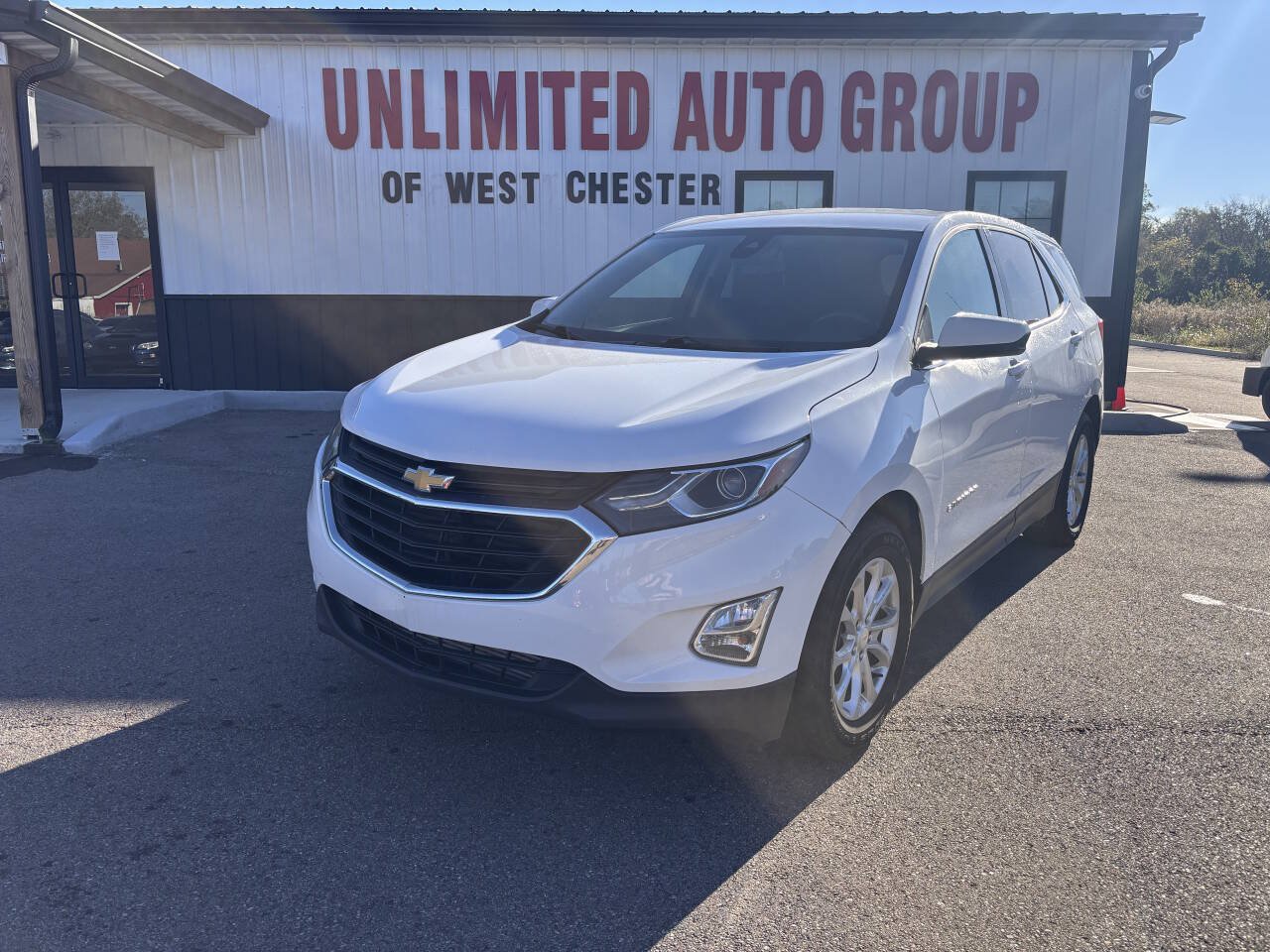 Used 2020 Chevrolet Equinox LT w/ Driver Convenience Package FWD image 1