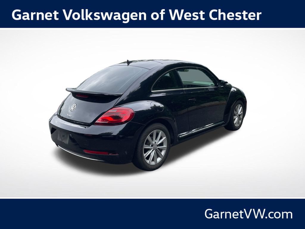 Used 2018 Volkswagen Beetle 2.0T SE FWD image 10