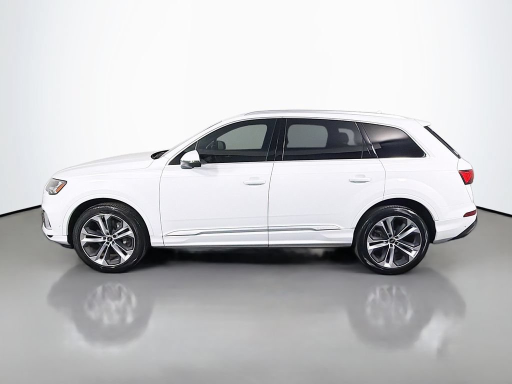 Used 2023 Audi Q7 3.0T Premium Plus w/ Premium Plus Package AWD/4WD image 4