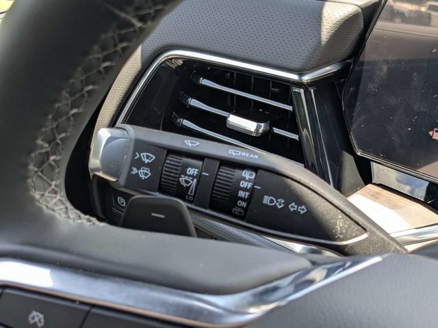 Used 2026 Chevrolet Tahoe Premier RWD image 25
