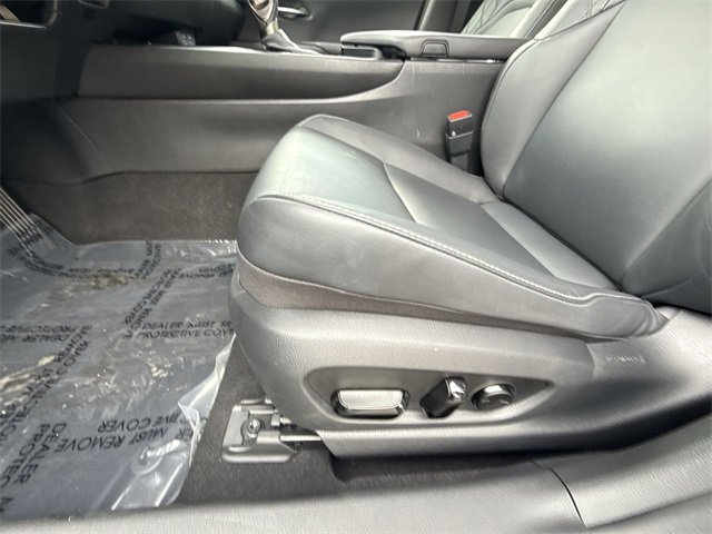 Used 2024 Lexus UX 250h AWD image 12