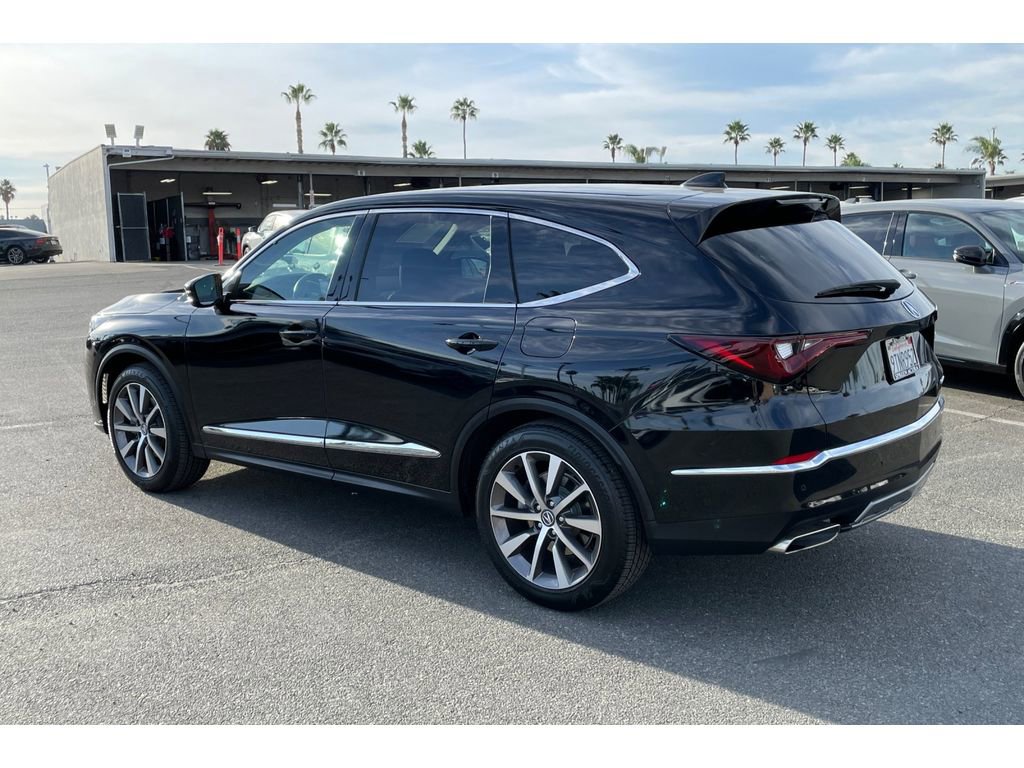 Certified 2025 Acura MDX SH-AWD w/ Technology Package image 3