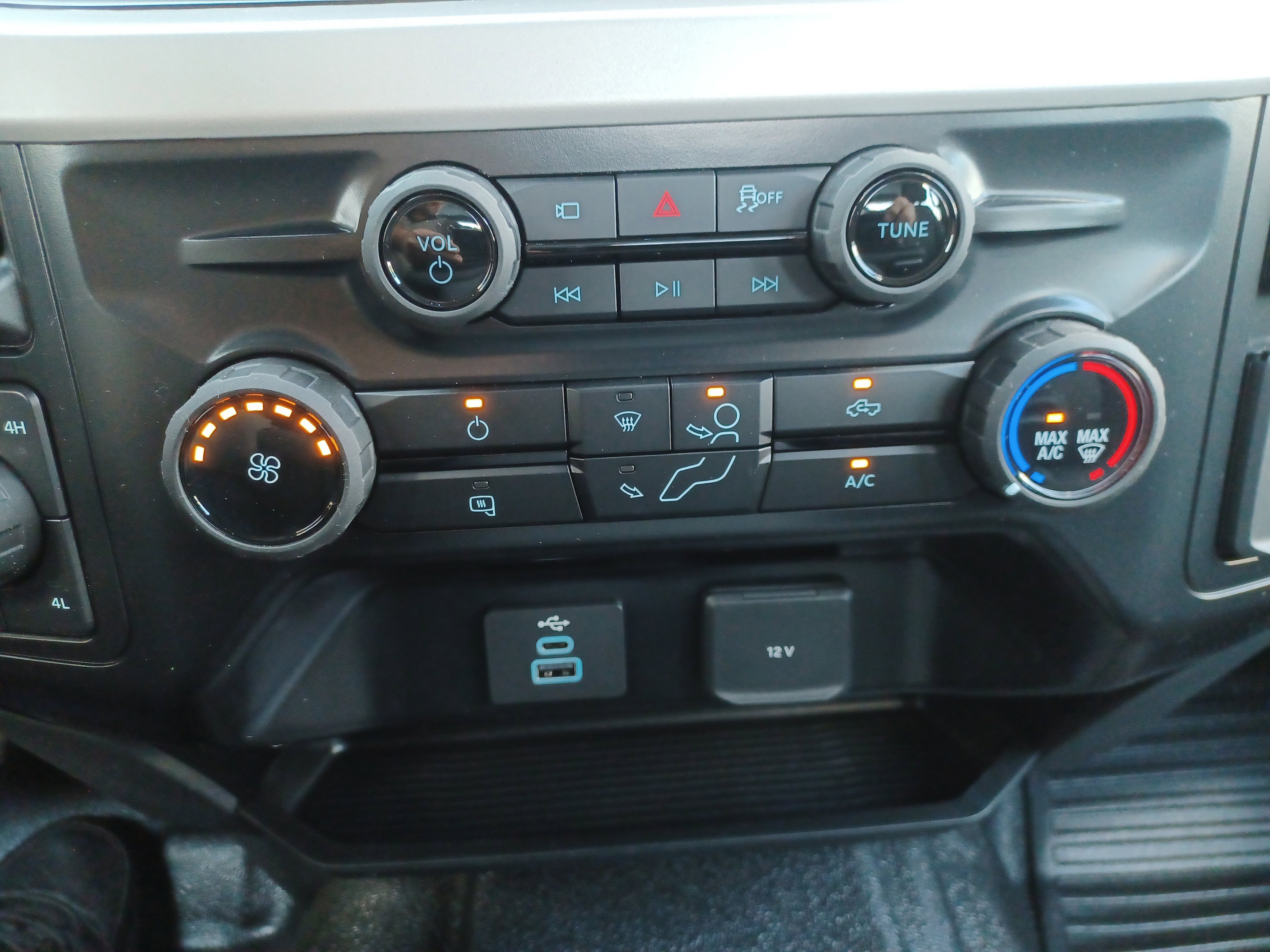 New 2026 Ford F350 XL image 31