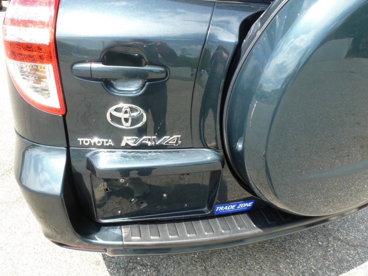 Used 2010 Toyota RAV4 4WD image 10