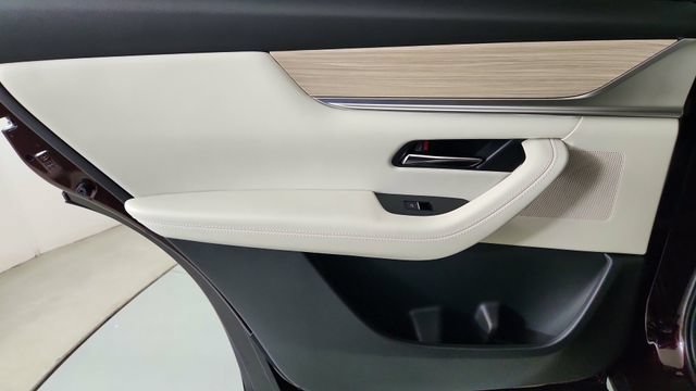 New 2026 MAZDA CX-90 Plug-In Hybrid w/ Premium Plus AWD/4WD image 27