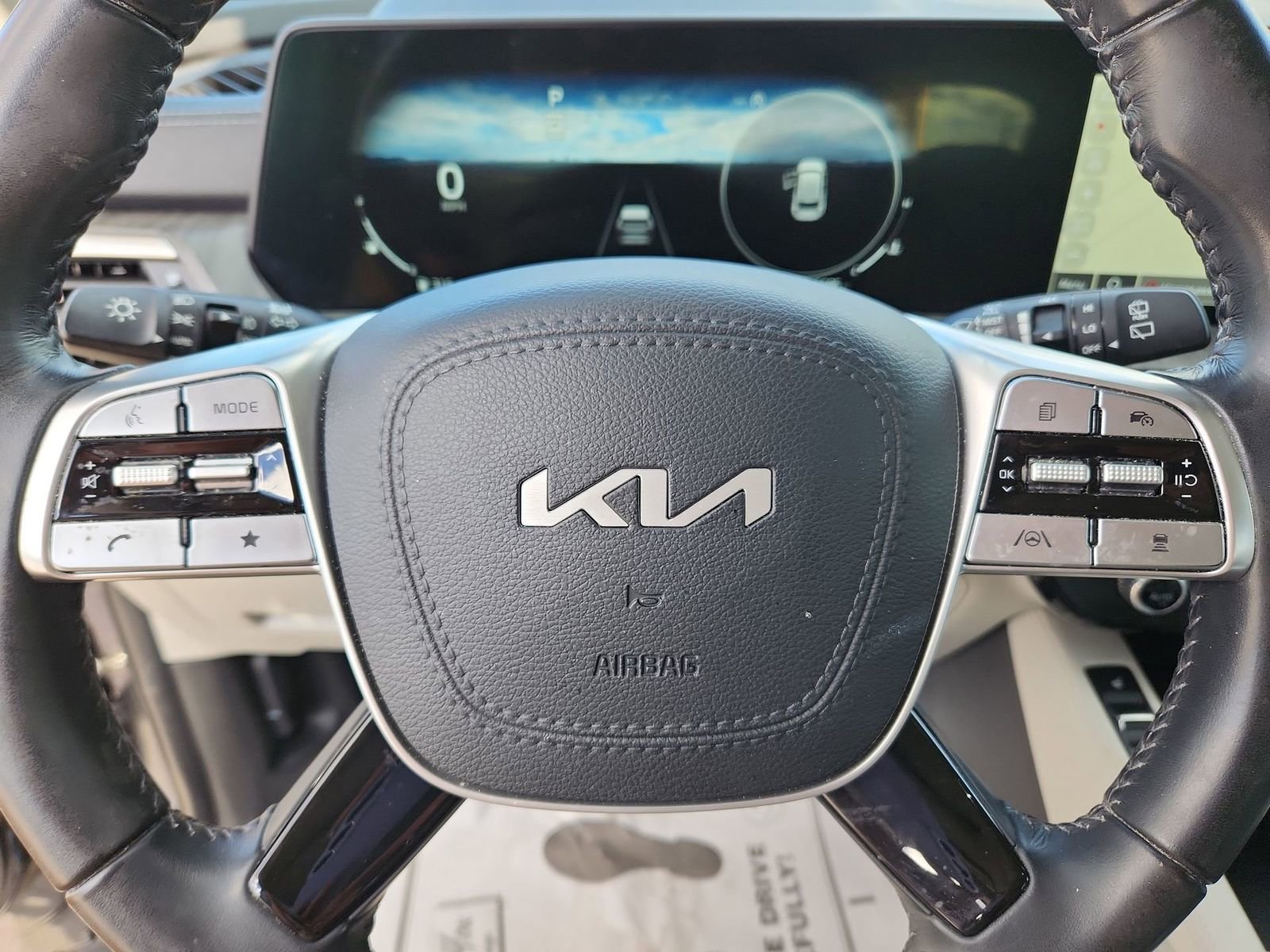 Used 2023 Kia Telluride SX image 30