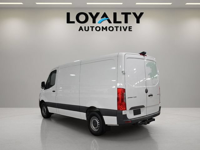 Used 2024 Mercedes-Benz Sprinter 2500 image 3