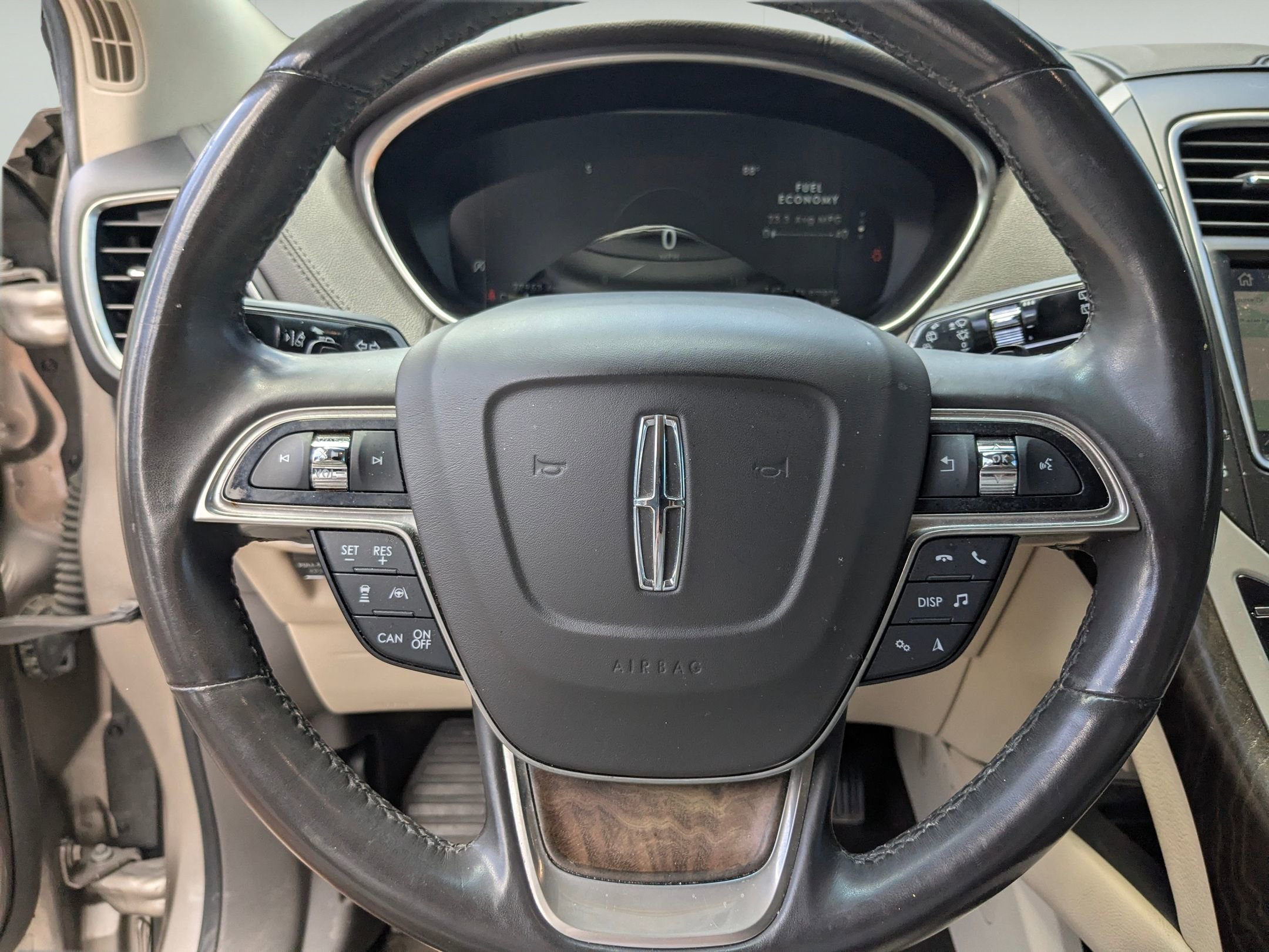 Used 2020 Lincoln Nautilus Reserve FWD image 8