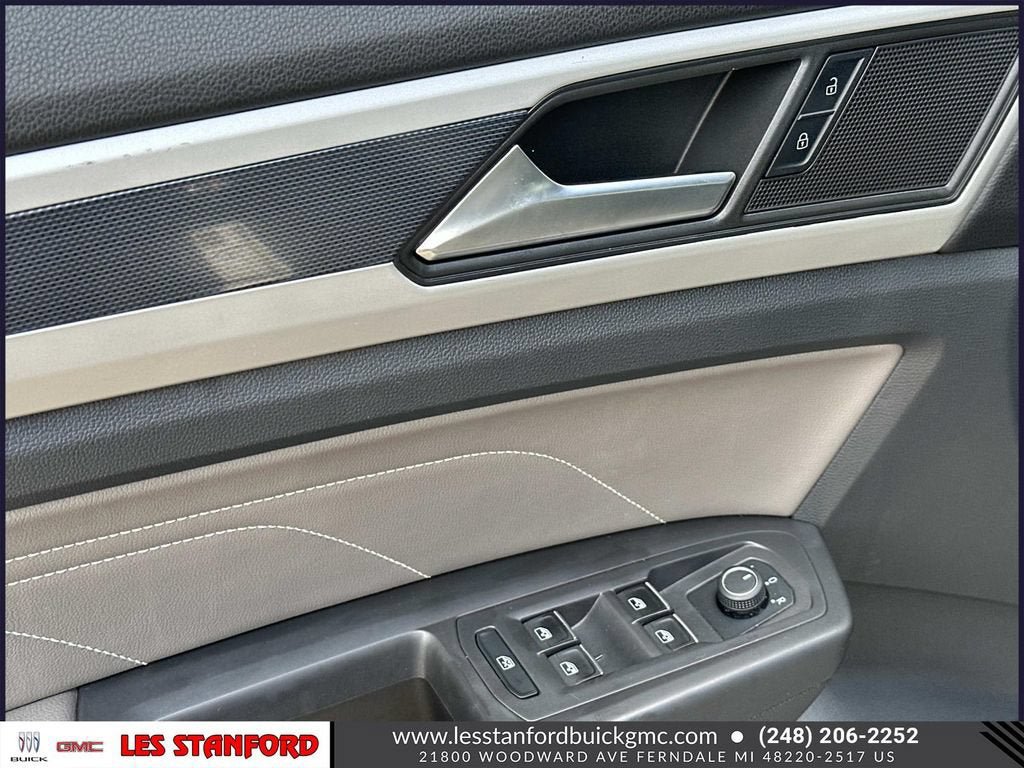 Used 2022 Volkswagen Atlas Cross Sport SEL AWD/4WD image 18