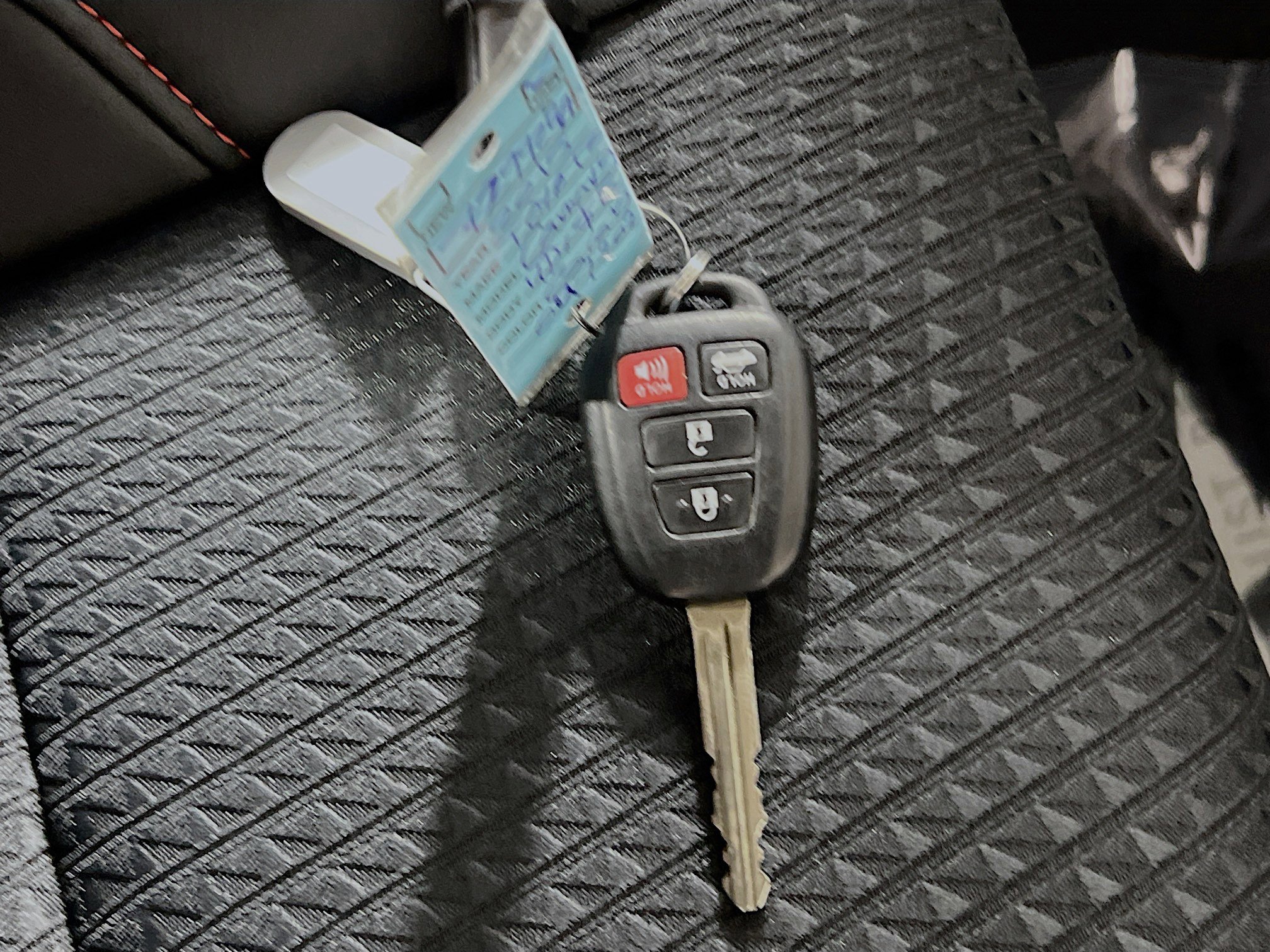 Used 2015 Toyota Camry SE FWD image 36