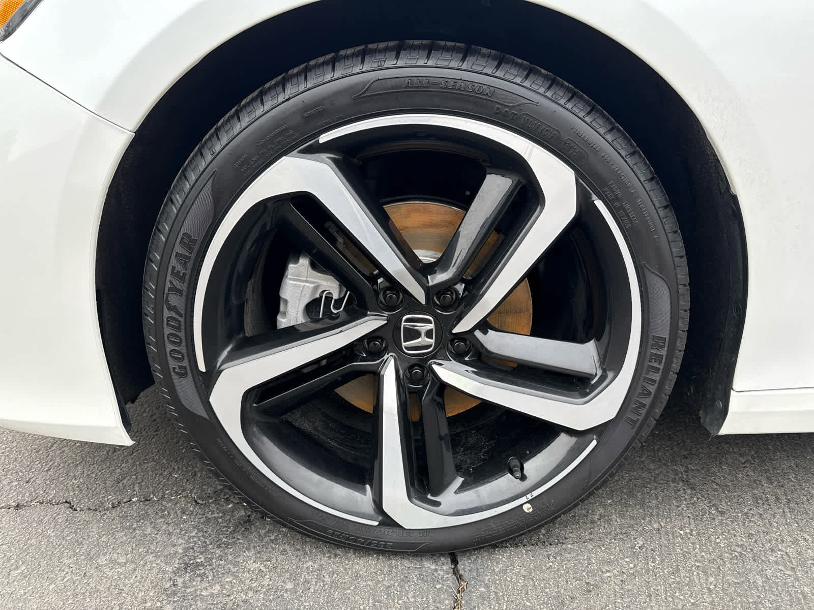 Used 2022 Honda Accord Sport image 9