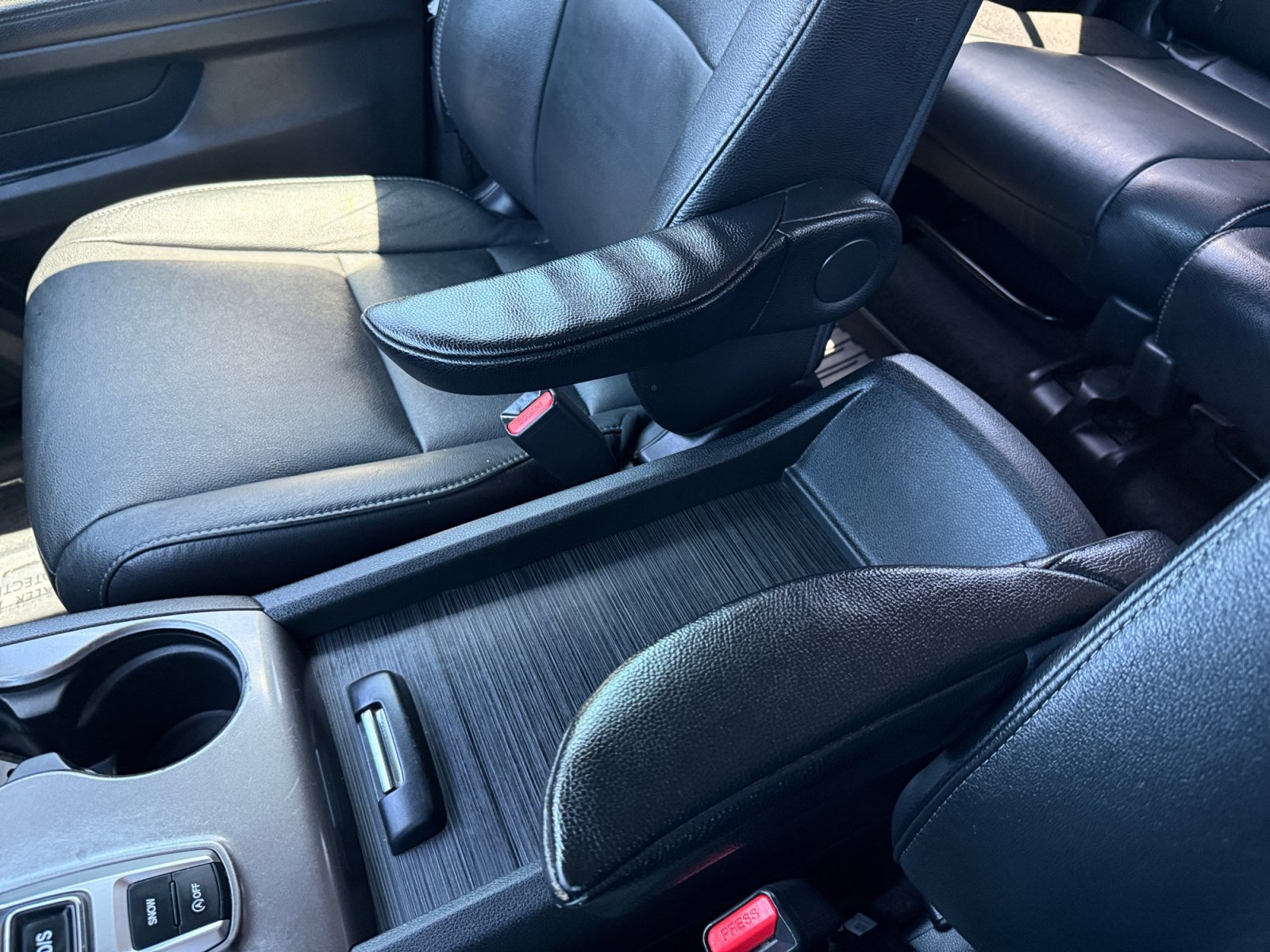 Used 2021 Honda Pilot Special Edition image 14