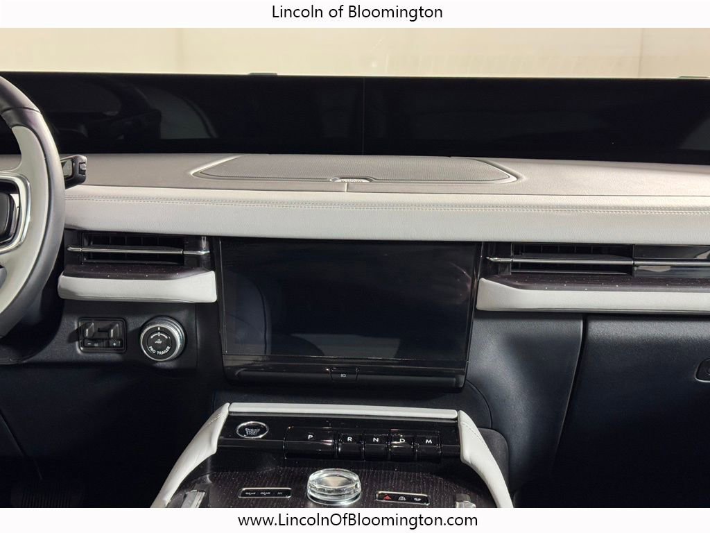 Certified 2025 Lincoln Navigator L Black Label w/ Black Label Special Edition image 29