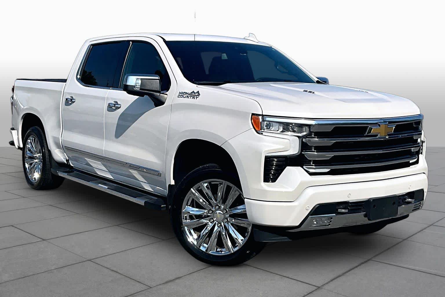 Used 2023 Chevrolet Silverado 1500 High Country w/ High Country Premium Package AWD/4WD video 2