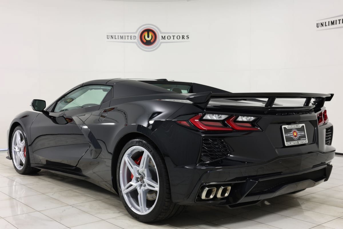 Used 2025 Chevrolet Corvette Stingray Premium Conv w/ Z51 Performance Package RWD image 39