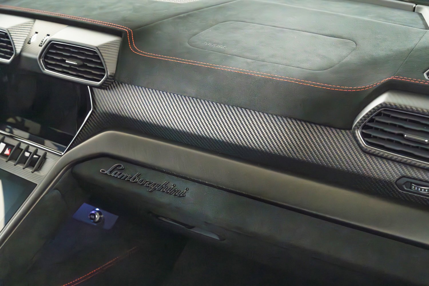 Used 2024 Lamborghini Urus Performante image 33