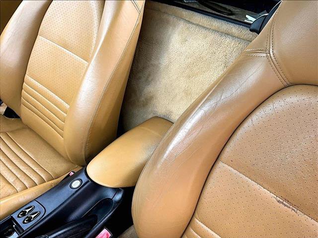 Used 2000 Porsche Boxster RWD image 22