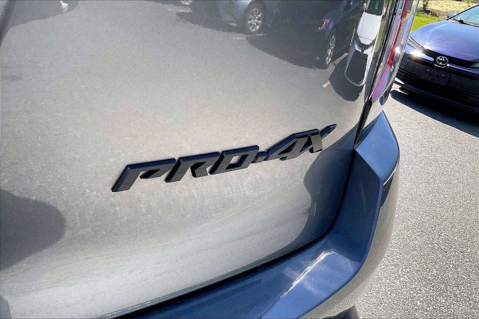 Certified 2025 Nissan Armada PRO-4X AWD/4WD image 8