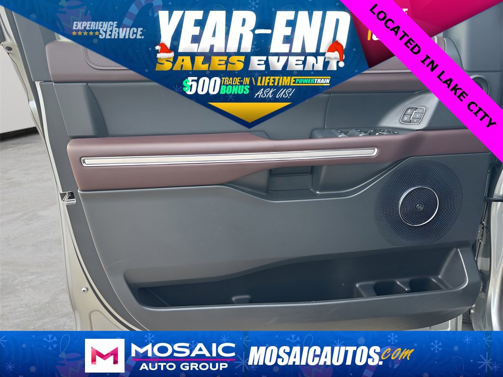 Used 2024 Ford Expedition Max Limited image 28