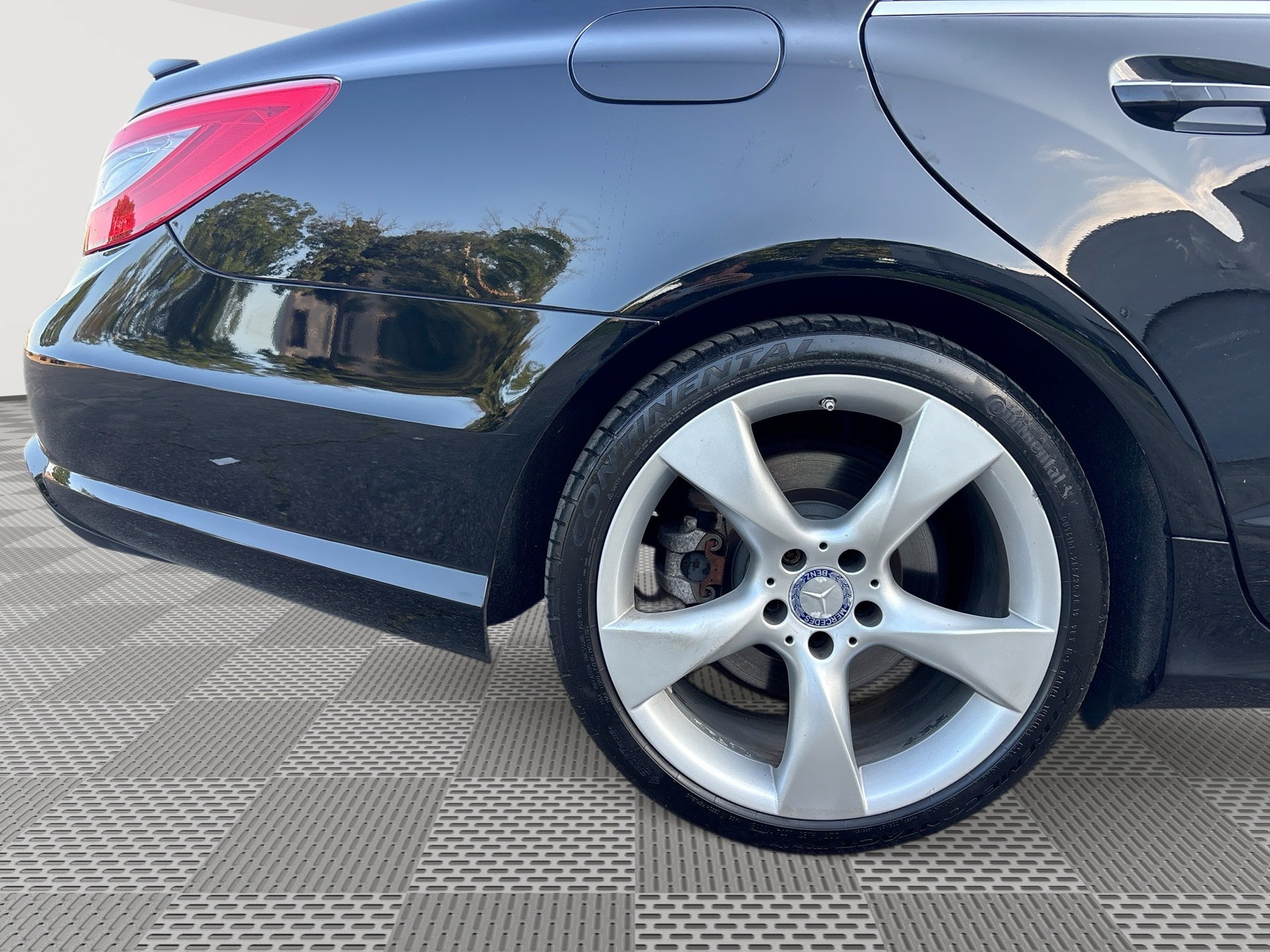 Used 2014 Mercedes-Benz CLS 550 4MATIC image 30