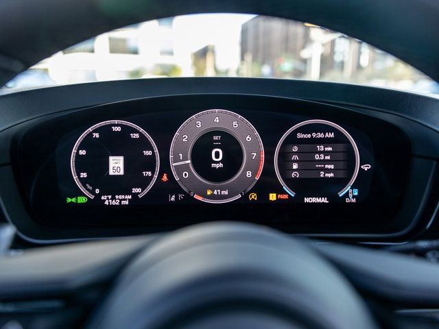 Certified 2025 Porsche Cayenne S image 26