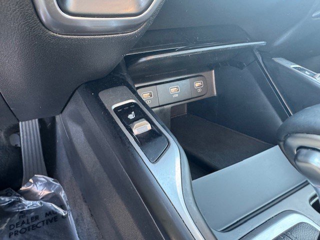 Used 2022 Kia Sorento S w/ Panoramic Sunroof Package AWD/4WD image 23