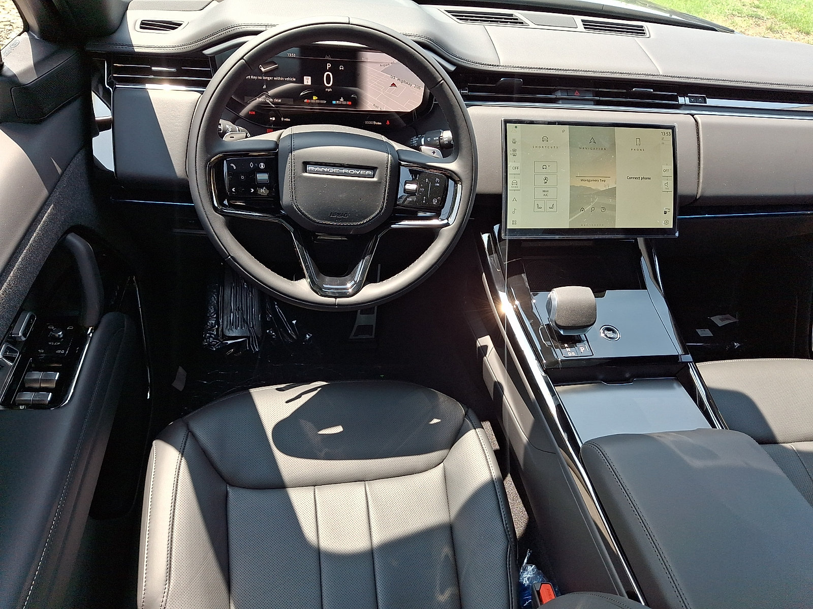 New 2026 Land Rover Range Rover Sport Dynamic SE AWD/4WD image 8