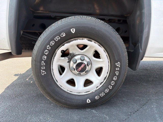 Used 2015 GMC Sierra 1500 2WD Regular Cab image 9