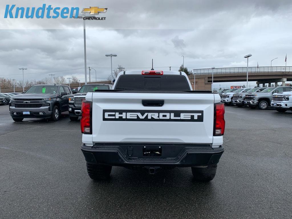 Used 2025 Chevrolet Colorado ZR2 w/ Technology Package image 6