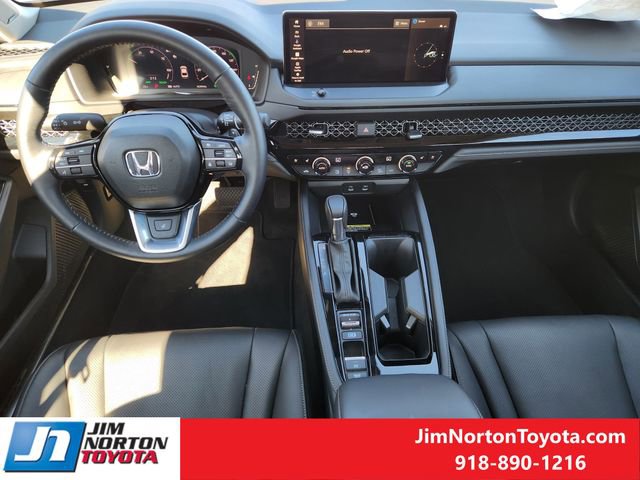 Used 2025 Honda Accord Touring image 26
