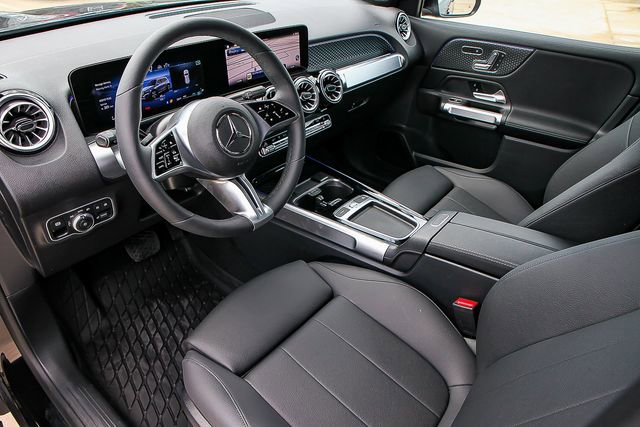 Certified 2024 Mercedes-Benz GLB 250 image 10