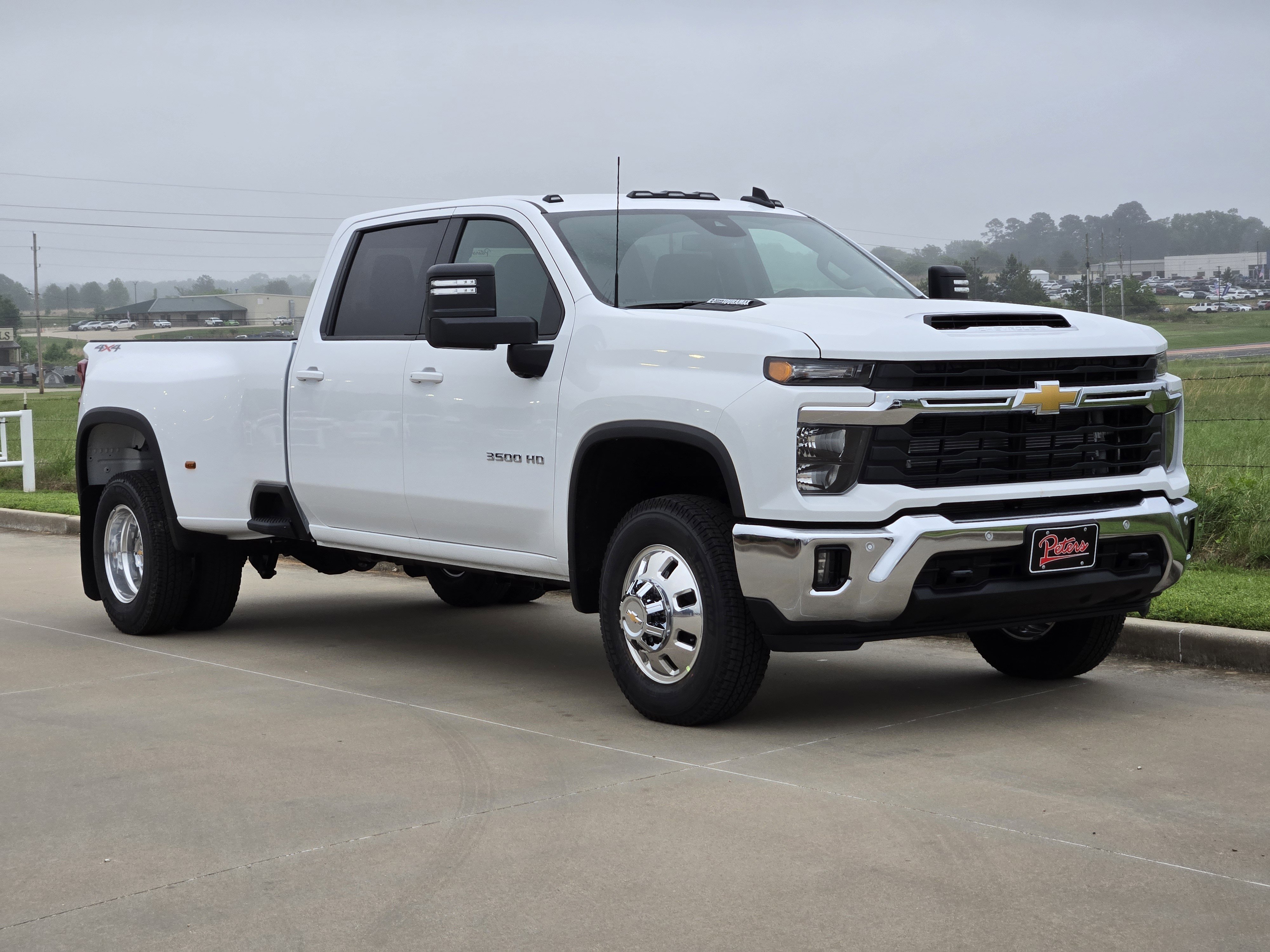 New 2026 Chevrolet Silverado 3500 LT w/ Safety Package AWD/4WD image 1