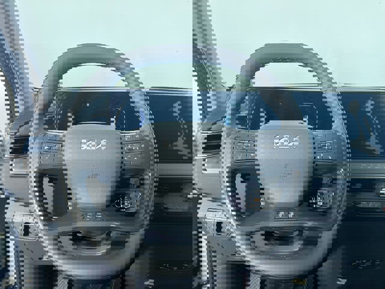 New 2026 Kia EV9 Wind image 17