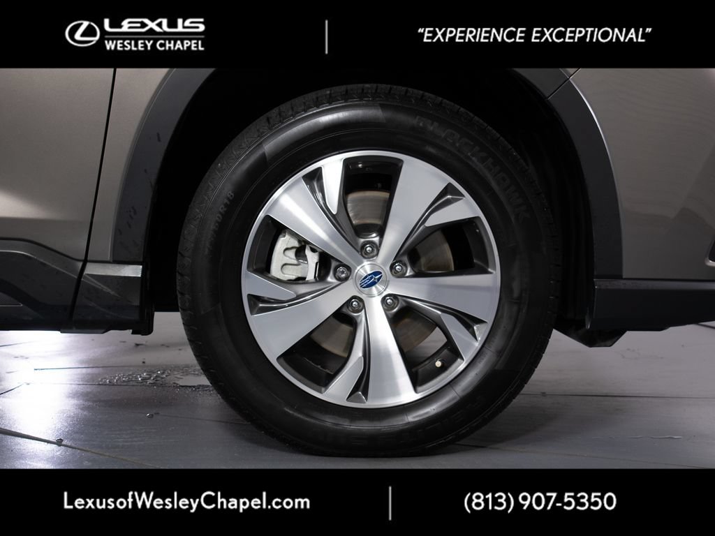 Used 2022 Subaru Ascent Premium w/ Convenience Package AWD/4WD image 5
