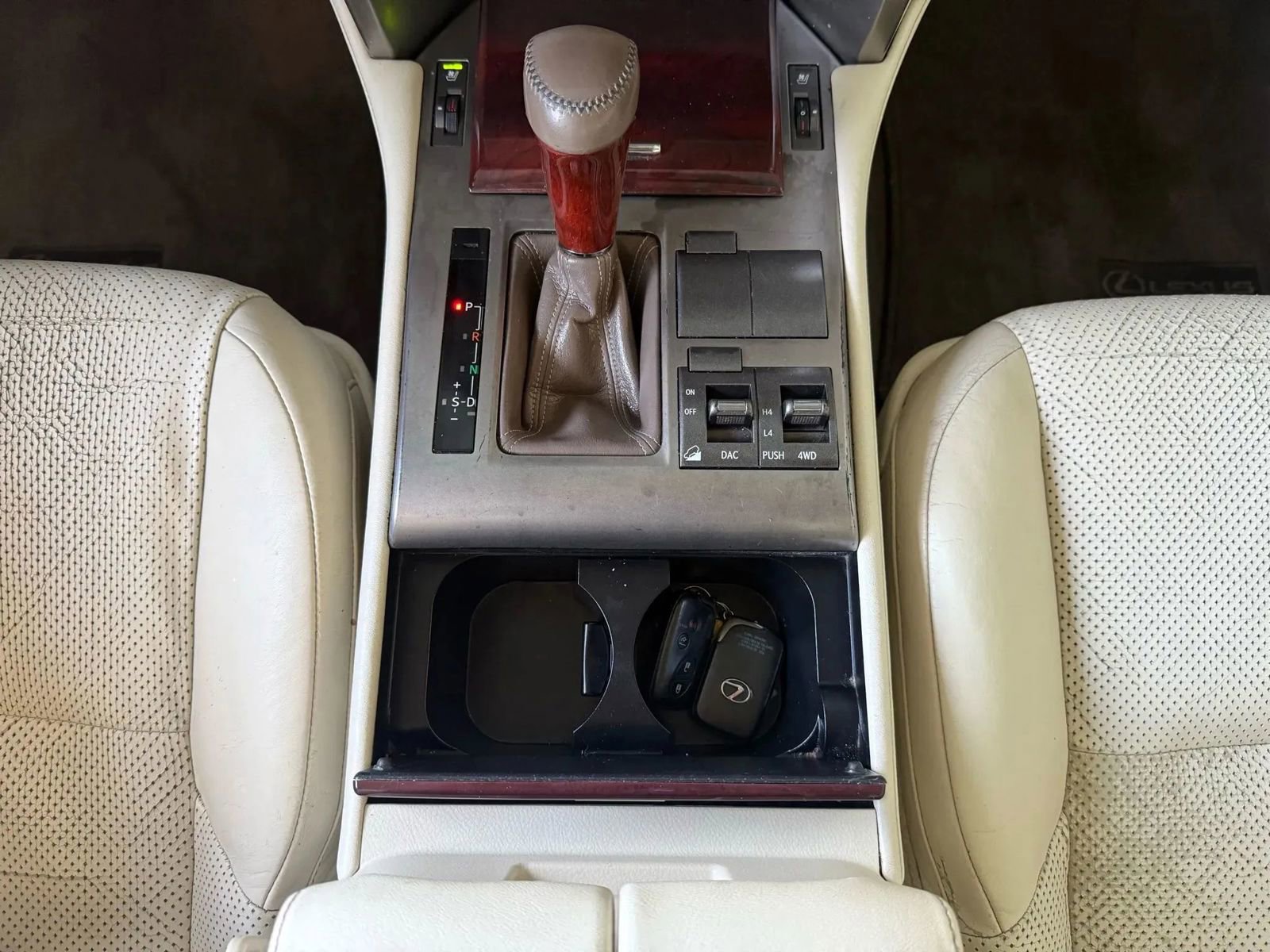 Used 2012 Lexus GX 460 w/ Comfort Plus Pkg image 33