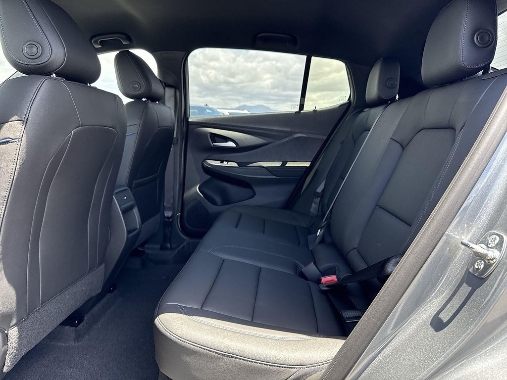 New 2026 Buick Envista Sport Touring w/ Convenience II Package FWD image 24