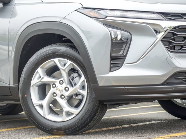 New 2026 Chevrolet Trax LS FWD image 4