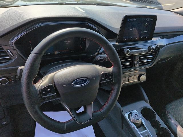 Used 2025 Ford Escape ST-Line image 26