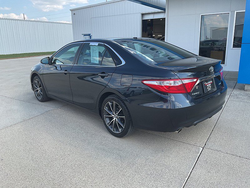 Used 2015 Toyota Camry XSE w/ Advanced Technology Package FWD image 8