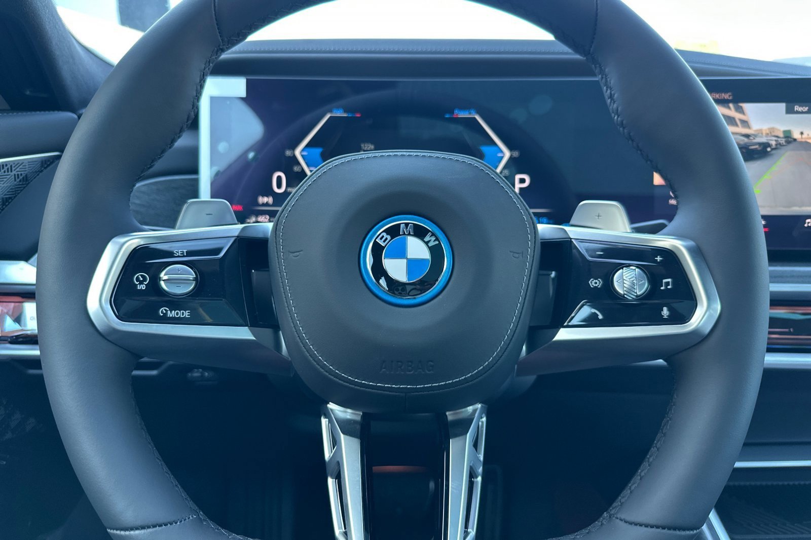 New 2026 BMW 750e xDrive w/ Executive Package AWD/4WD image 22