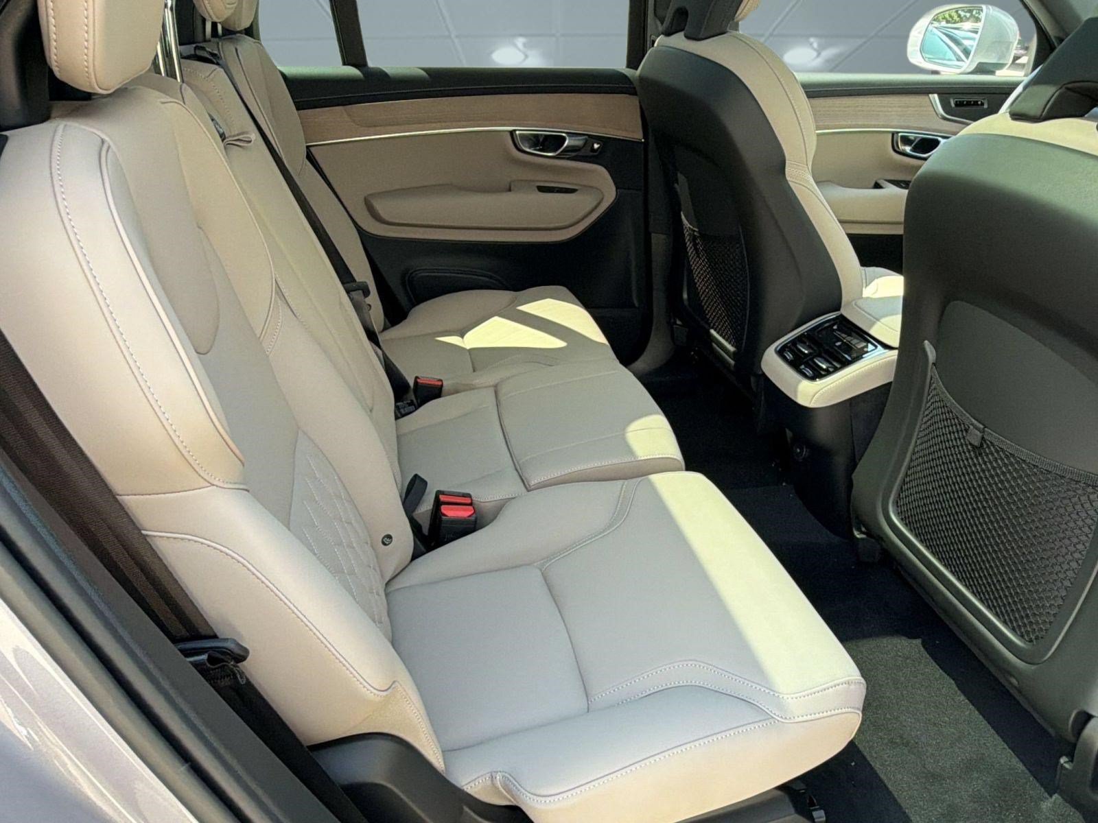 New 2026 Volvo XC90 B6 Plus w/ Protection Package AWD/4WD image 30