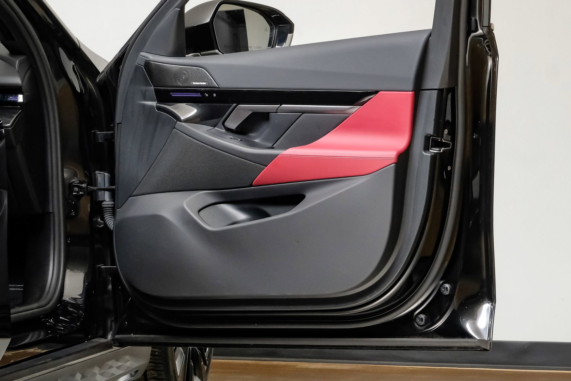 Used 2024 BMW 530i image 47