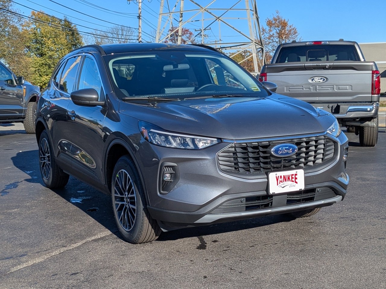 New 2026 Ford Escape SE