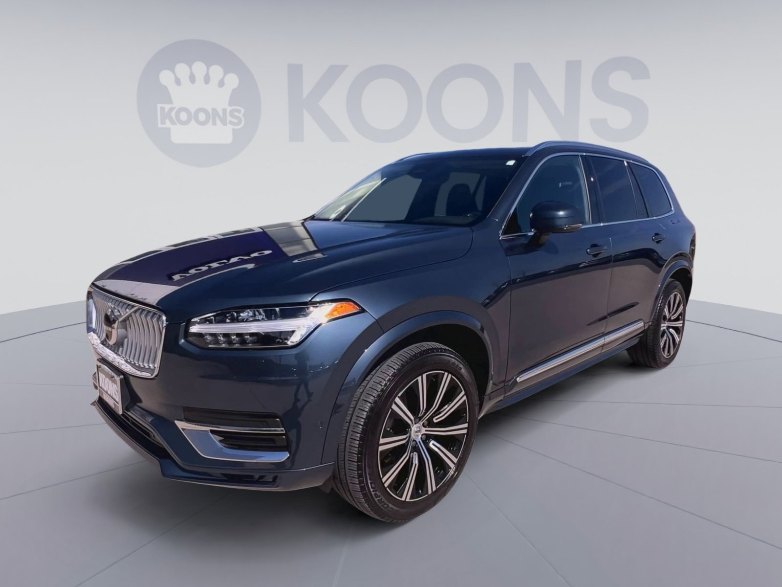 Used 2023 Volvo XC90 B6 Plus image 5