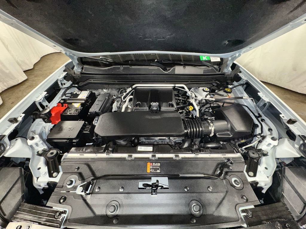 Used 2023 GMC Canyon AT4 image 35