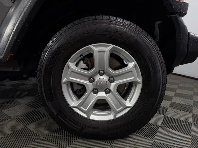Used 2021 Jeep Wrangler Unlimited Sport image 12