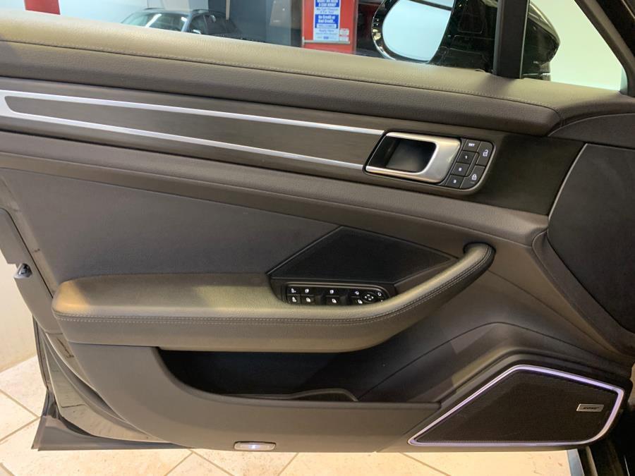 Used 2023 Porsche Panamera 4 Platinum Edition w/ Assistance Package image 14