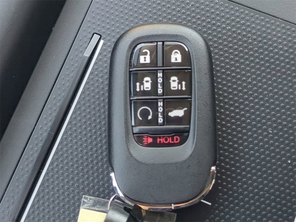 New 2026 Honda Odyssey Touring image 30