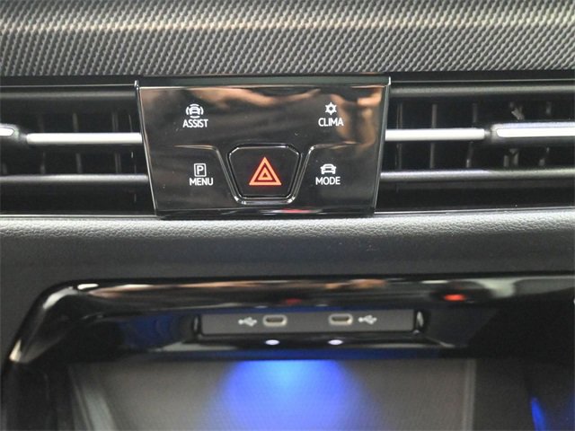 New 2025 Volkswagen GTI SE image 29