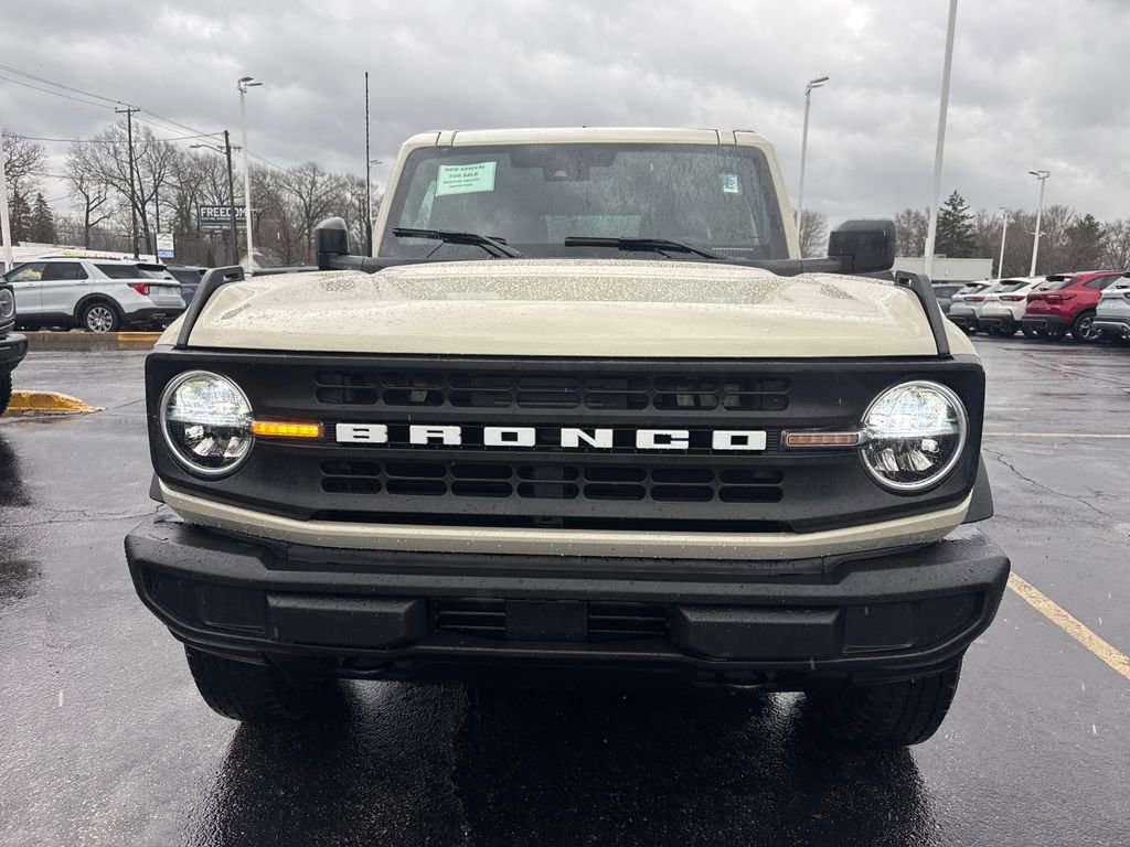 Used 2025 Ford Bronco Big Bend AWD/4WD image 3